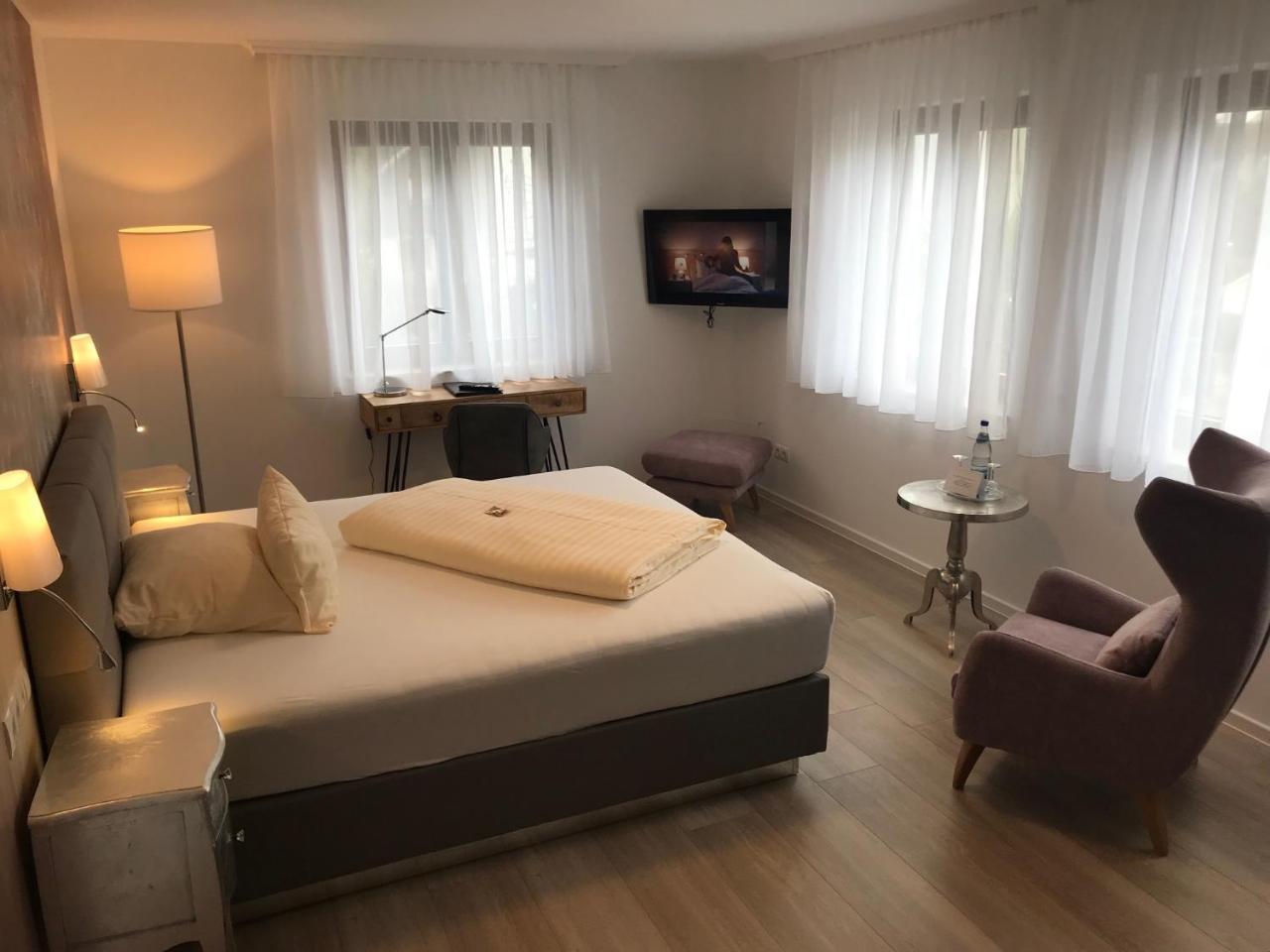 Hotel-Restaurant Sebastianushof Bonn Exteriör bild